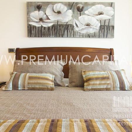 Apartamentos Capital Сантяго Екстериор снимка