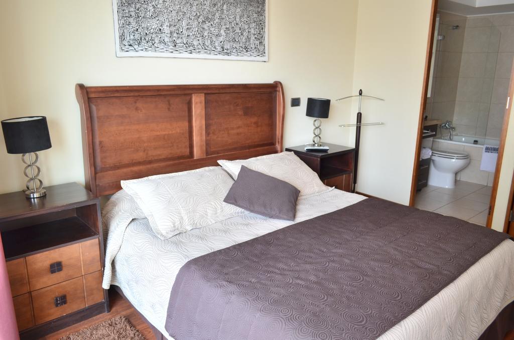 Apartamentos Capital Сантяго Стая снимка